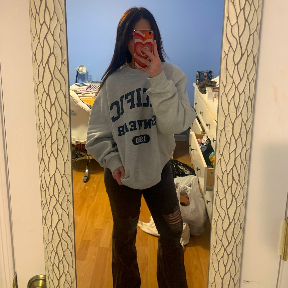 FLARE FOREVER 21 RIPPED JEANS